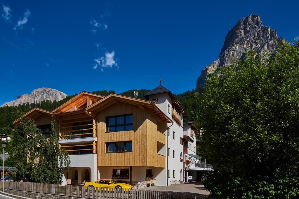 Residence Mugun Corvara Buitenkant foto